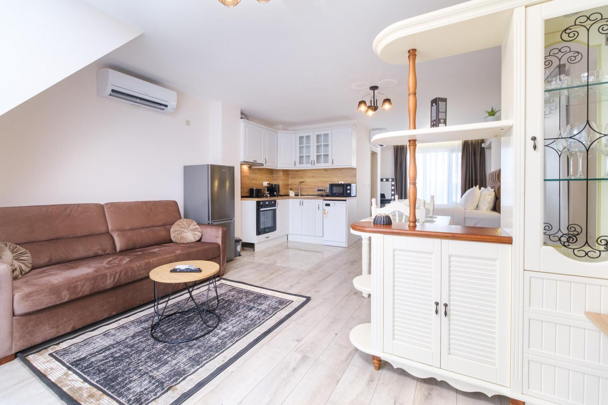 Ldv 13 Apartments Free Private Parking Пловдив Экстерьер фото