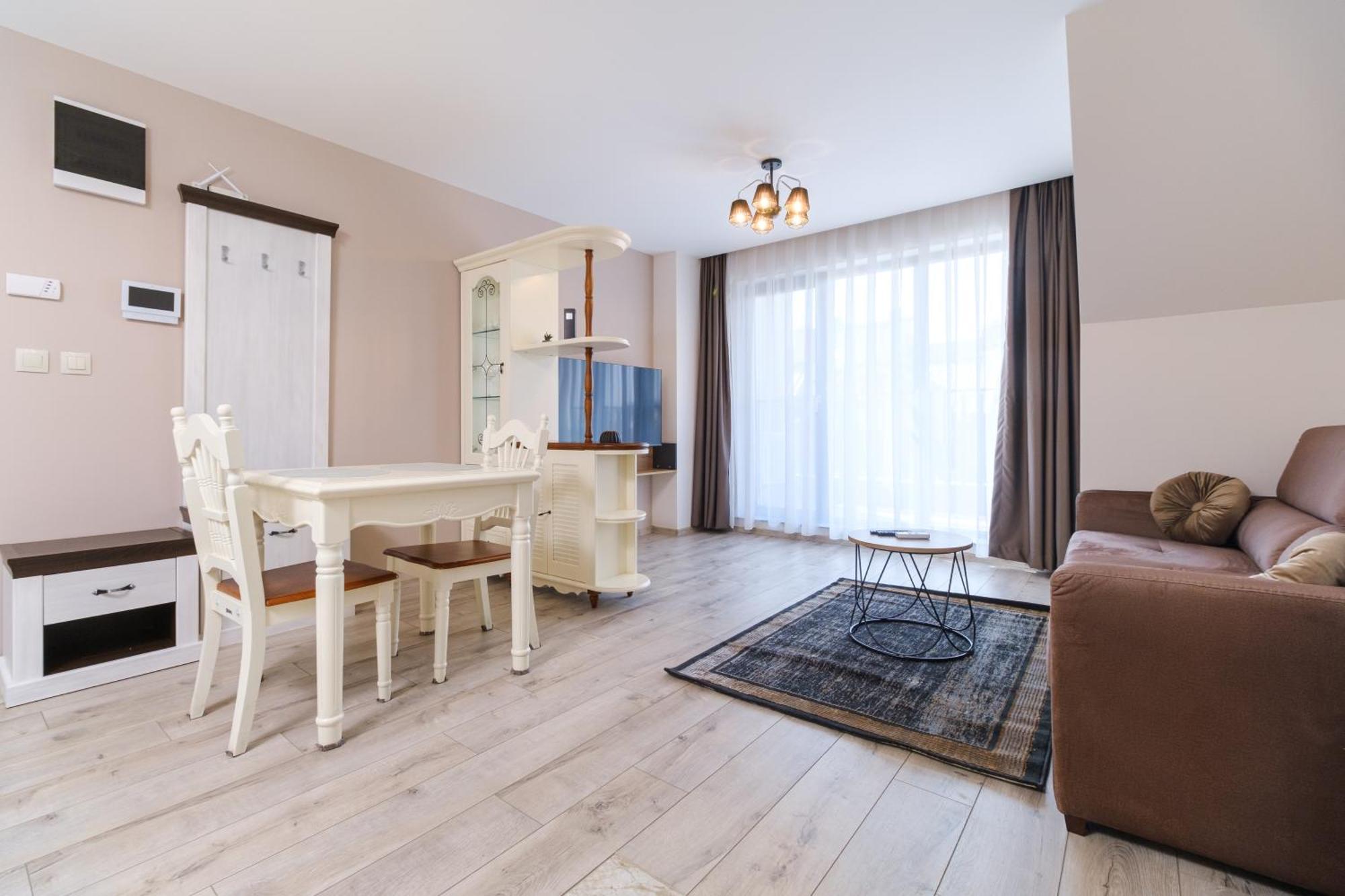 Ldv 13 Apartments Free Private Parking Пловдив Экстерьер фото