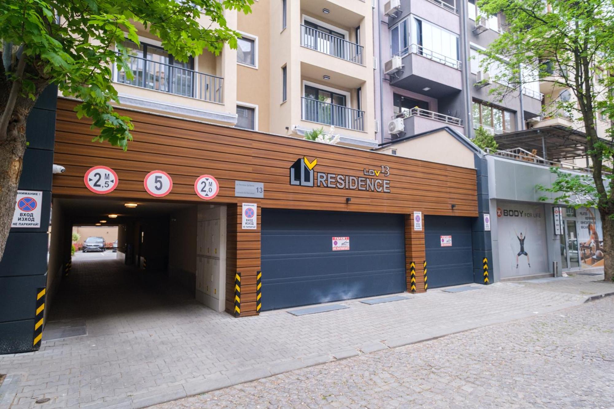 Ldv 13 Apartments Free Private Parking Пловдив Экстерьер фото